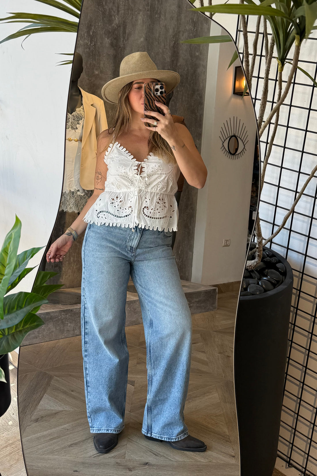 גופיית קורין