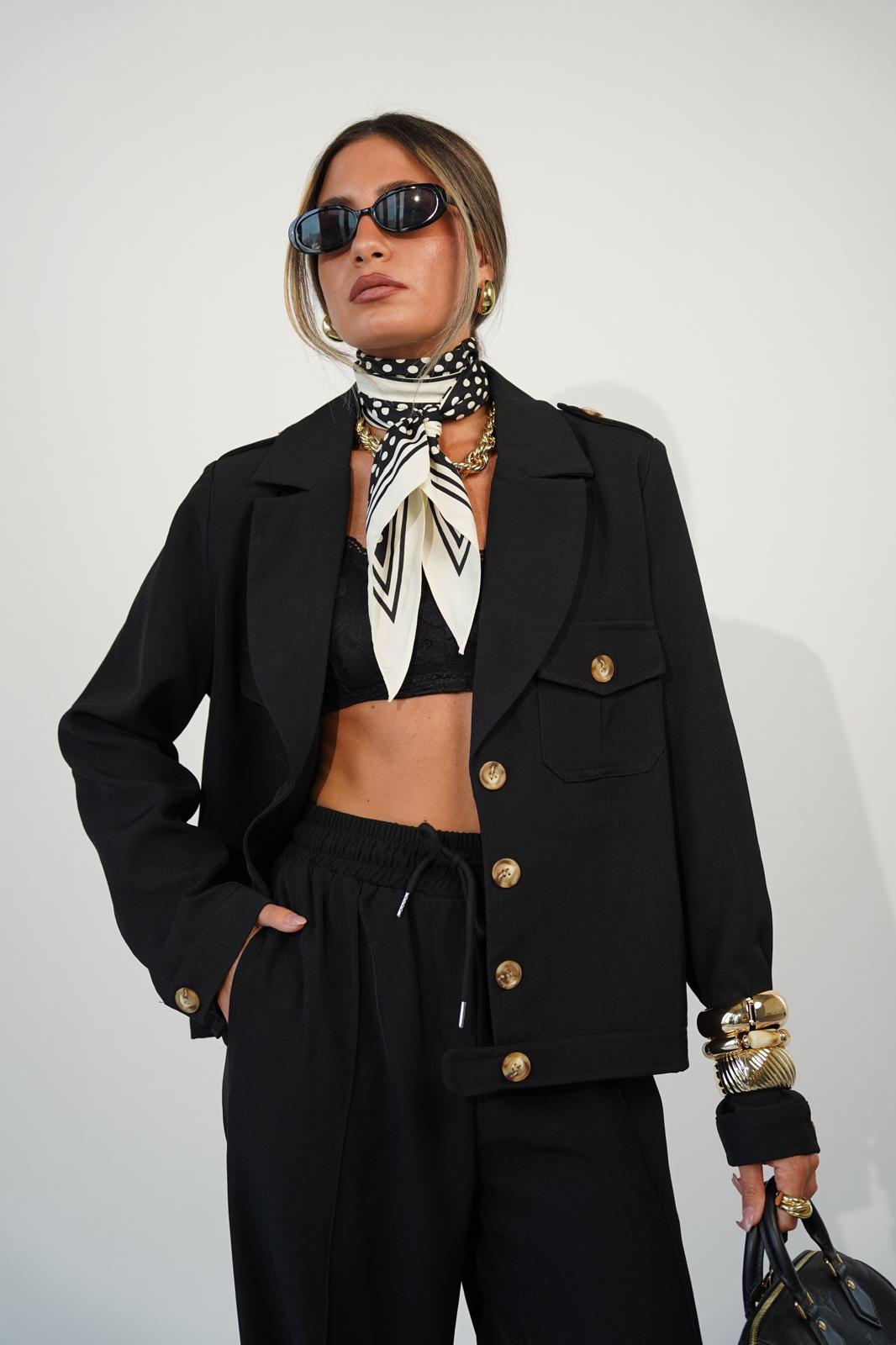 חליפת ליאור