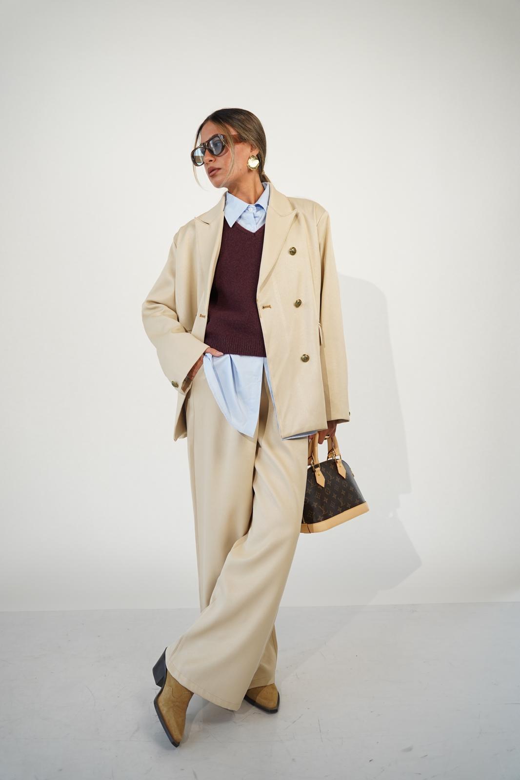 חליפת אלכסנדרה