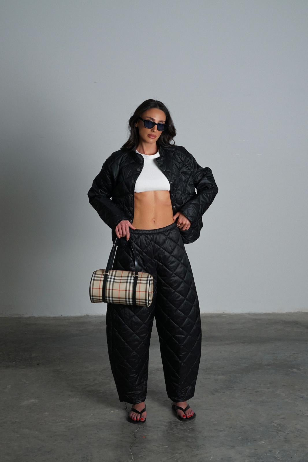 חליפת מלומה