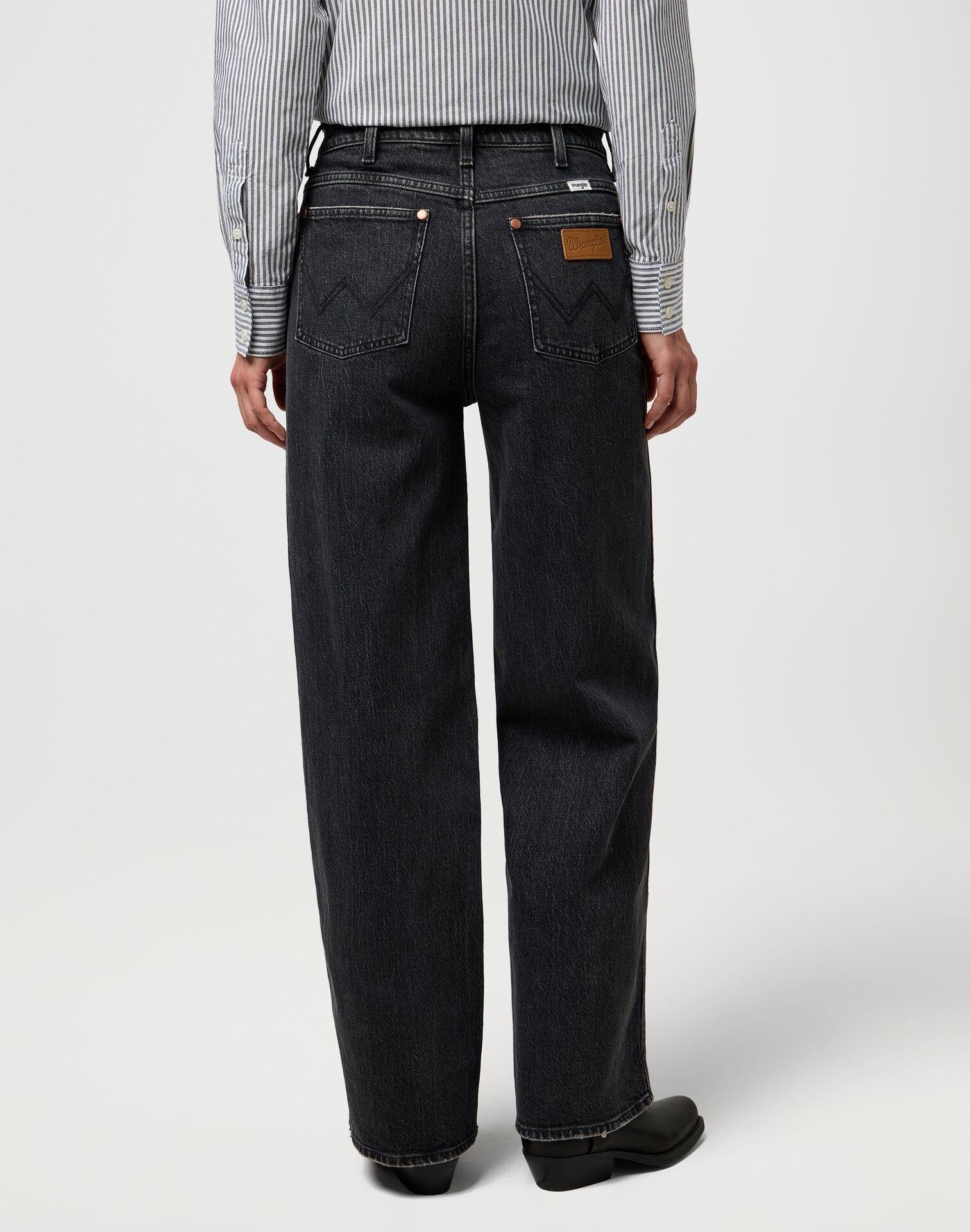 ג'ינס LOOSE STRAIGHT MID RISE