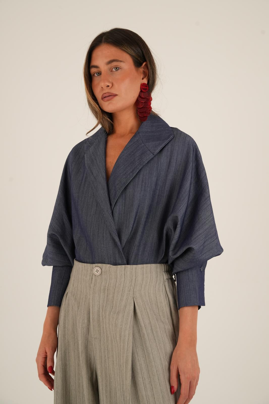 חולצת שאנון