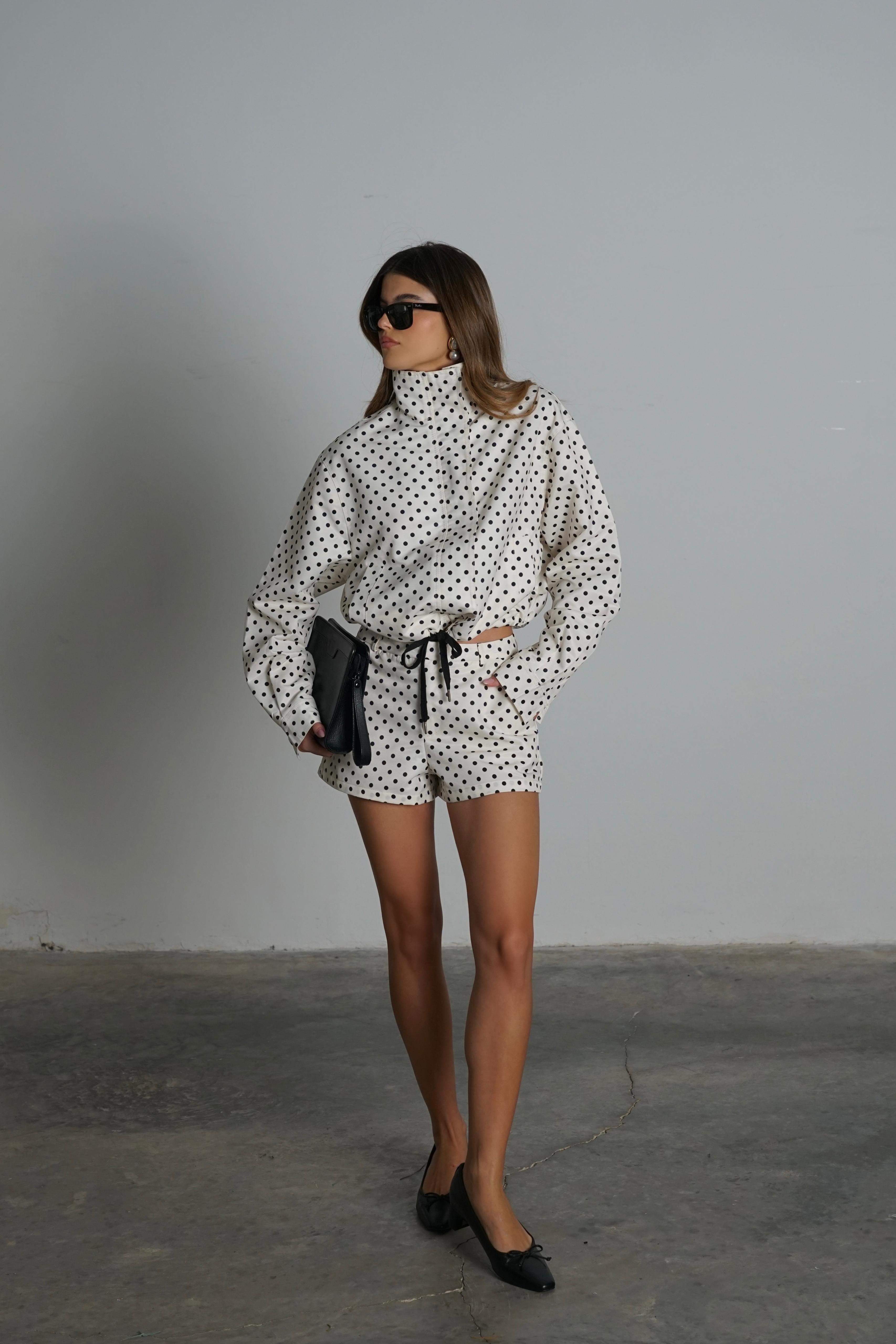 חליפת טומיק