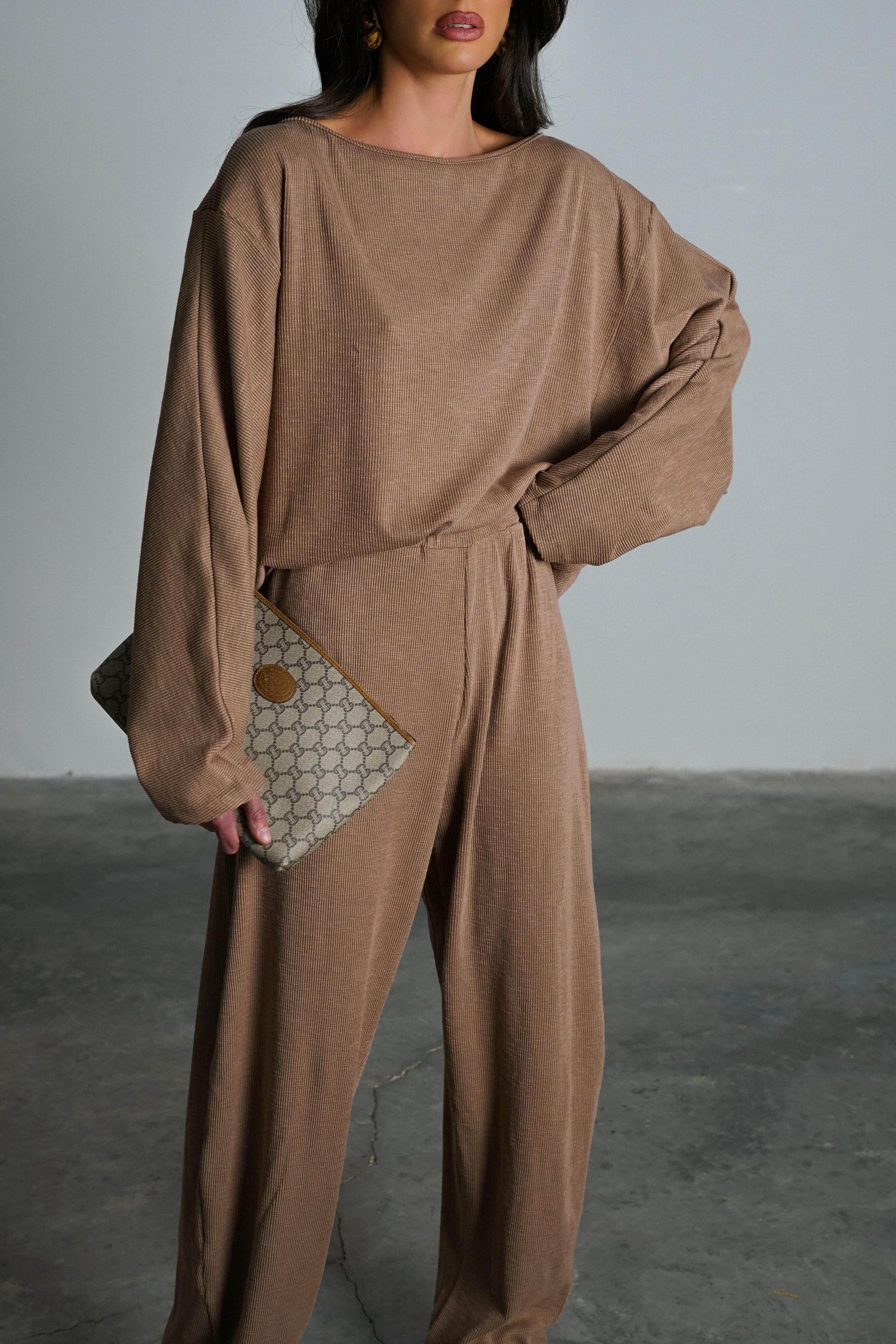 חליפת בלוברי