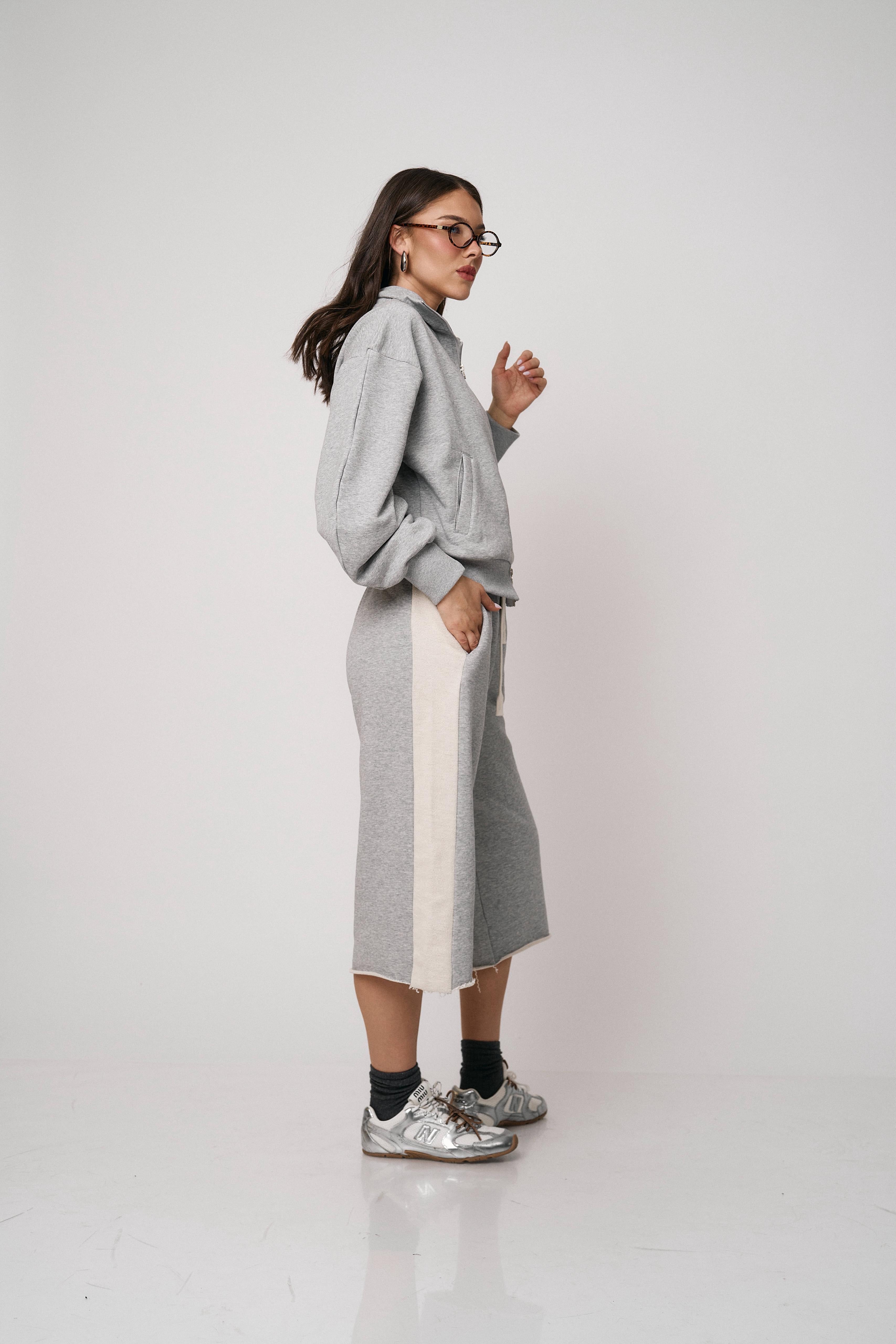 חליפת לוריאן