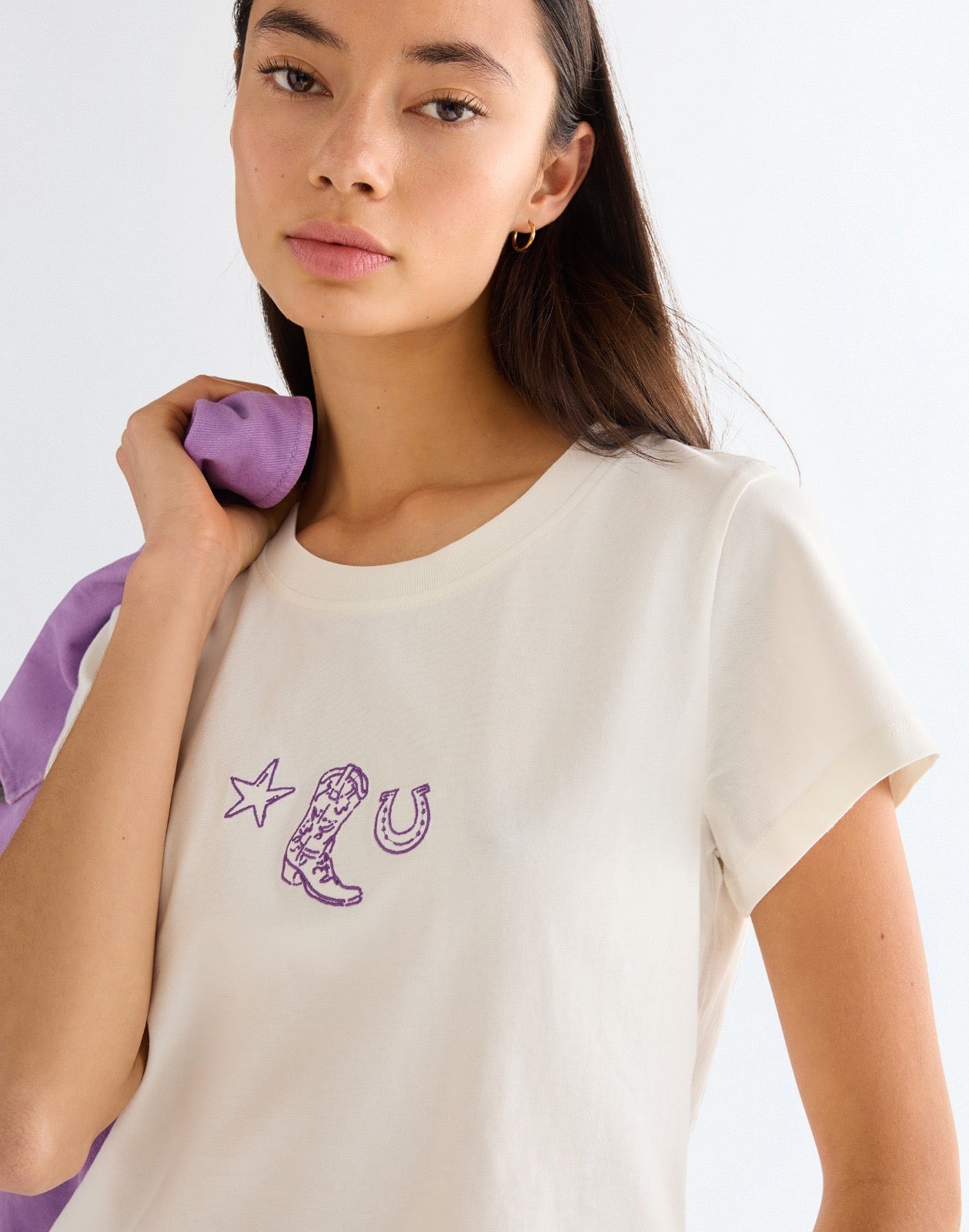 טישרט רקמה BABY TEE