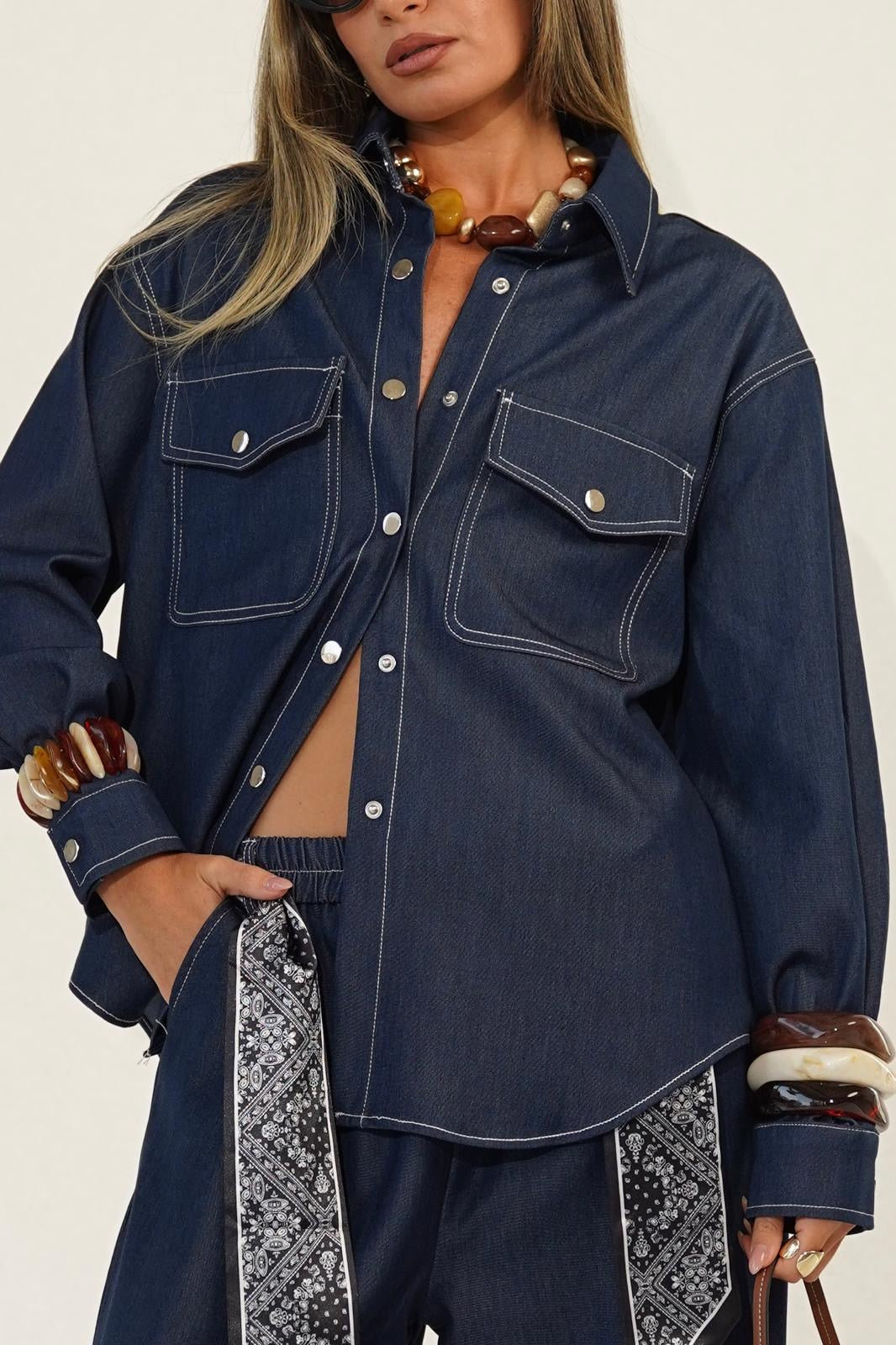 חליפת לוקאס