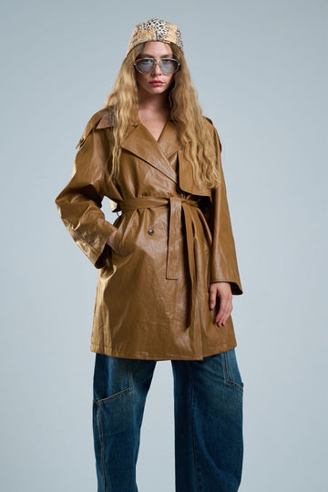 ג׳קט אלישיה