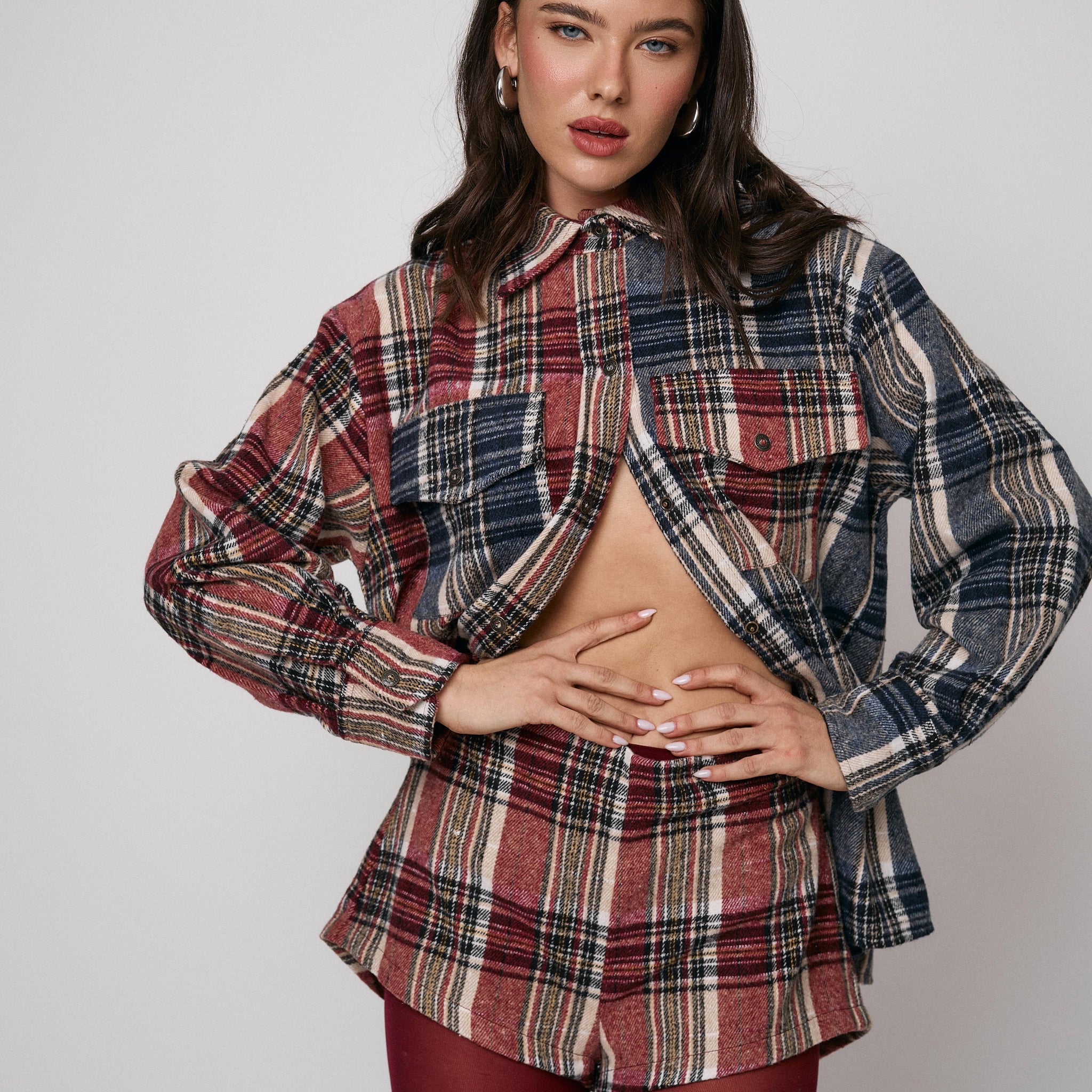 חולצת מנולה