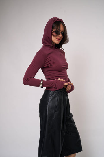 חולצת קפוצ׳ון אלה