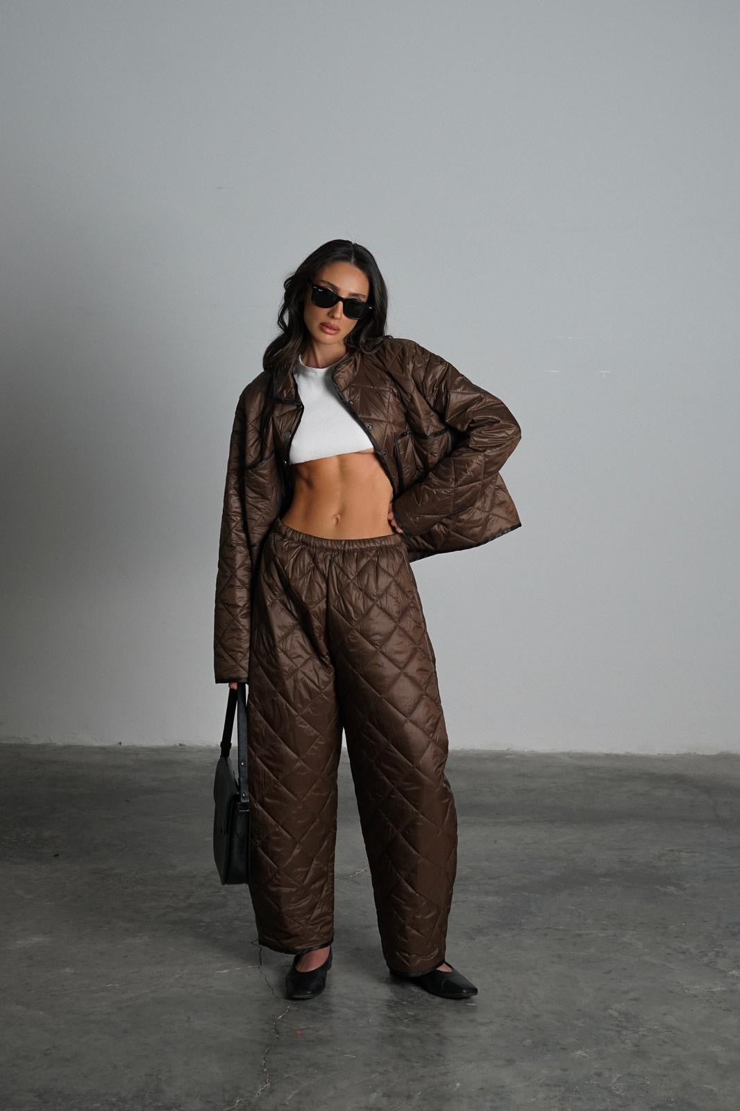 חליפת מלומה