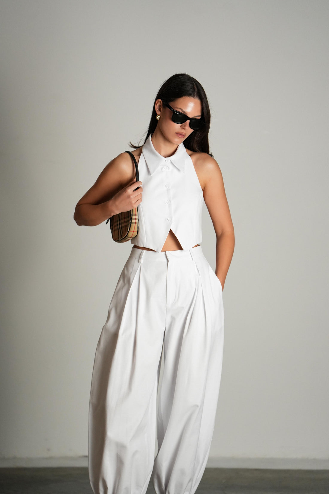 חליפת מרטינה