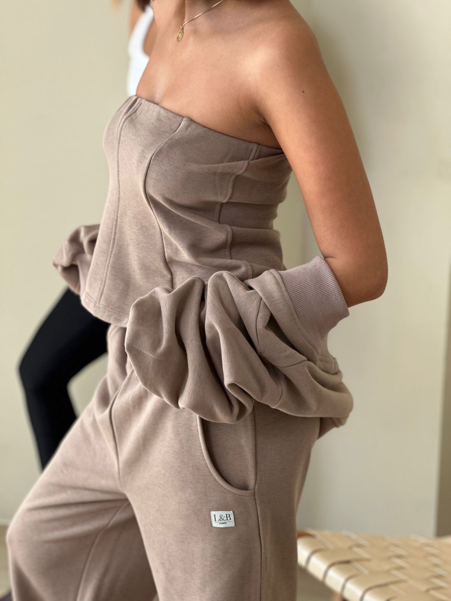 חליפת טריפל