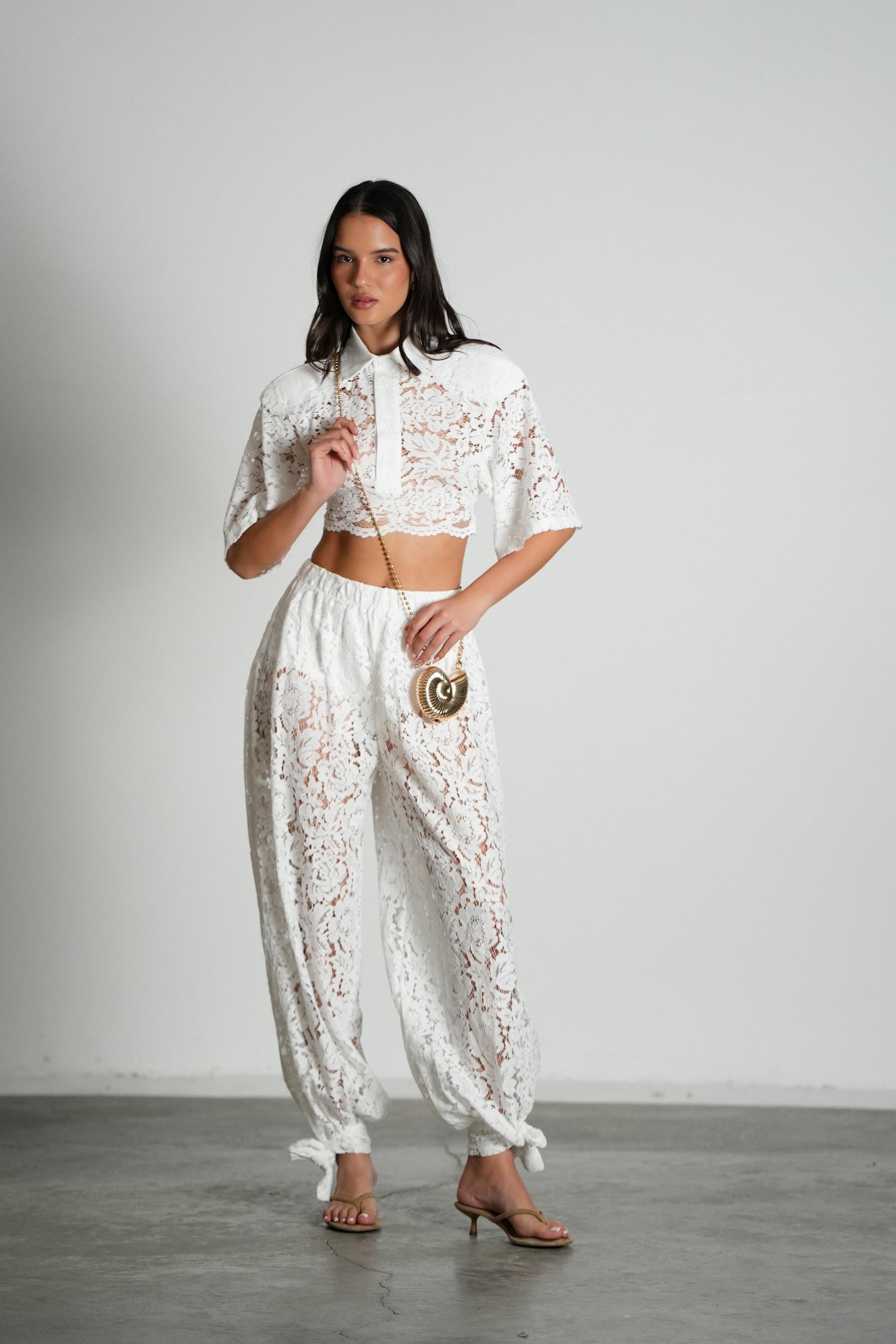 lookbook image shop_this_look_AVdw3f