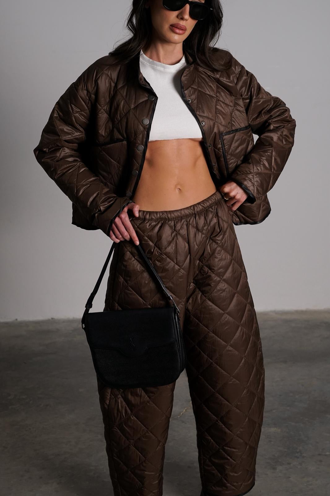 חליפת מלומה