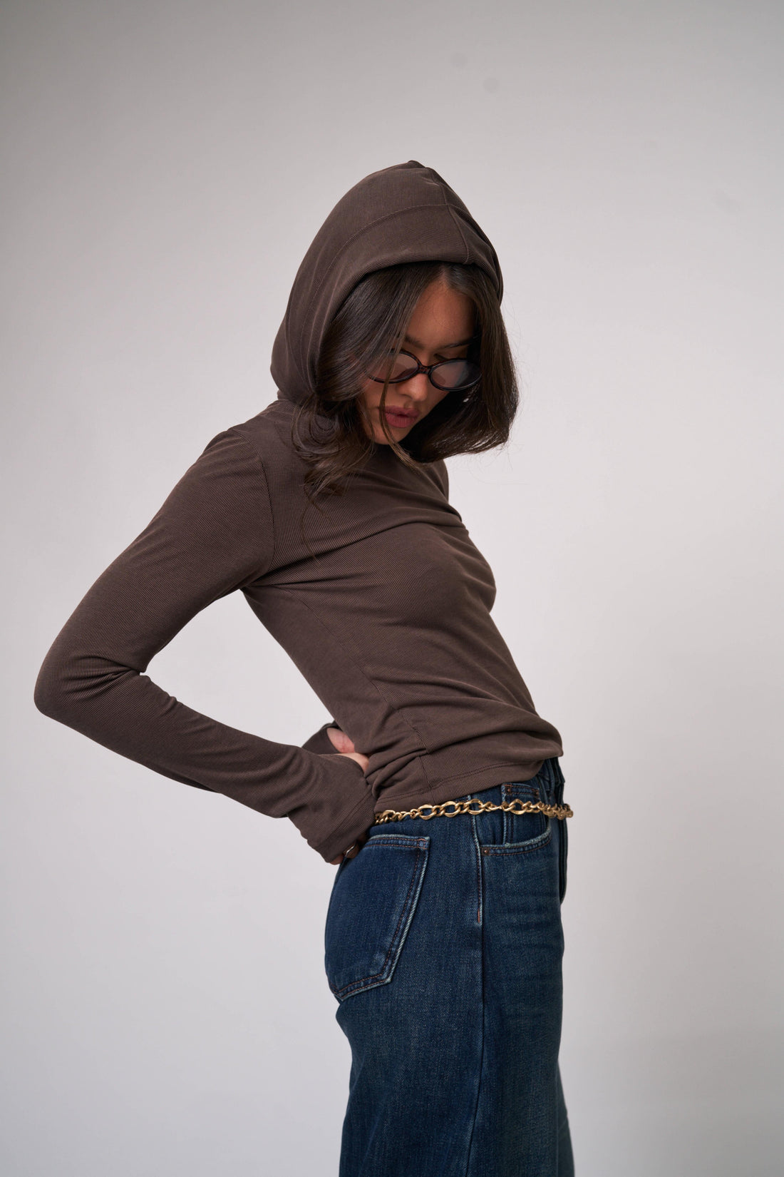 חולצת קפוצ׳ון אלה