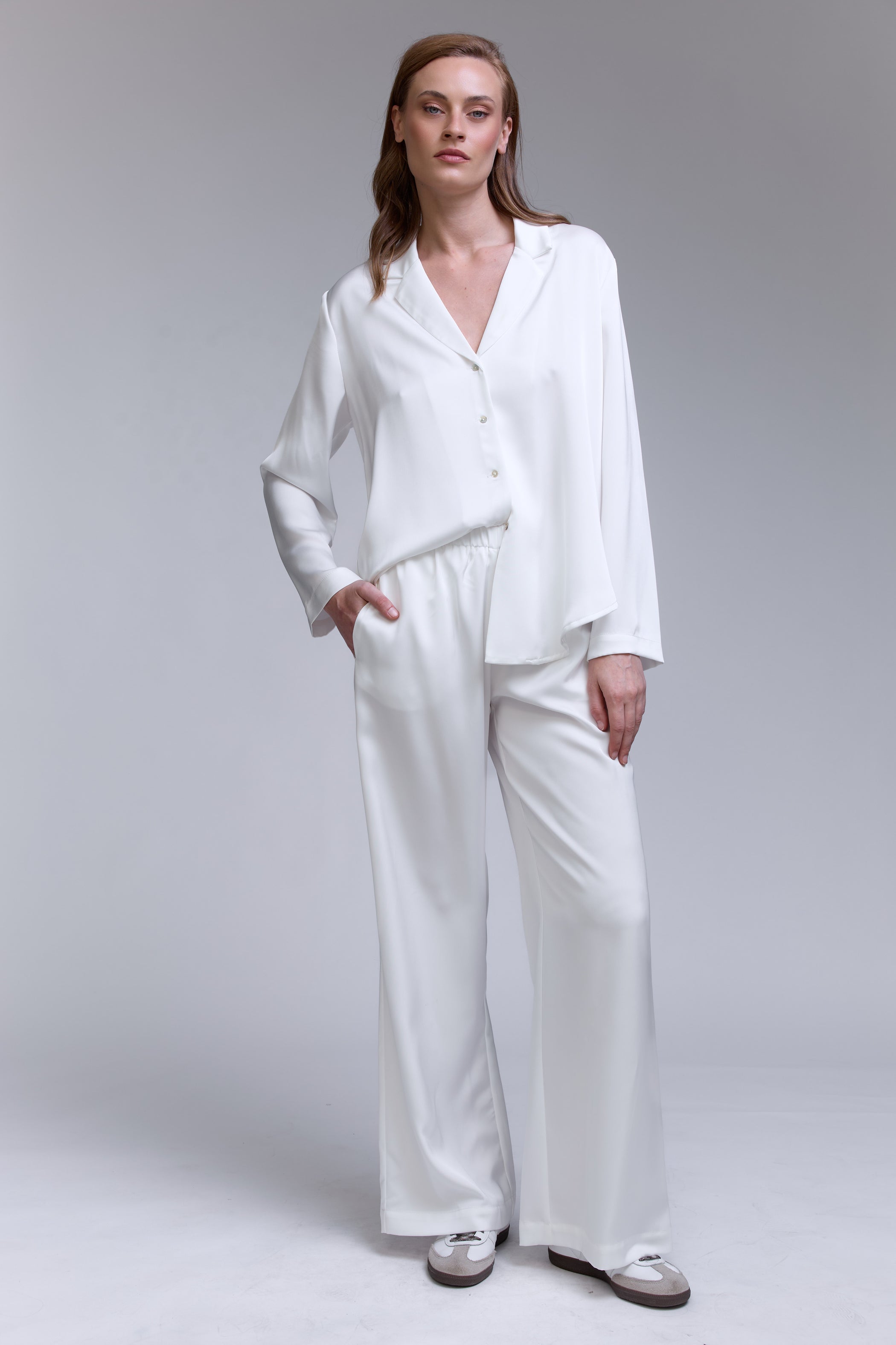 חליפה חולצה סאטן