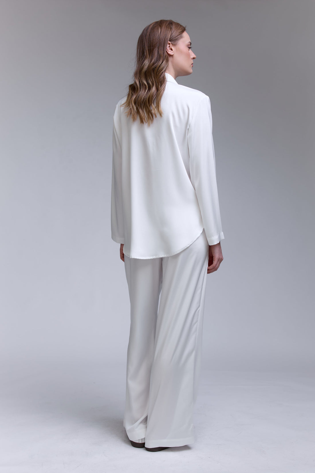 חליפה חולצה סאטן