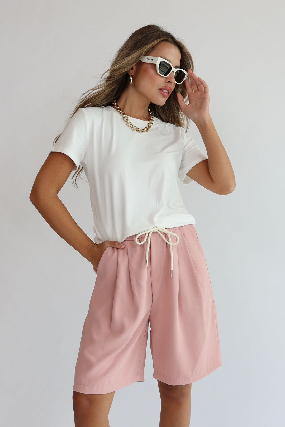 חולצת טישירט שחר